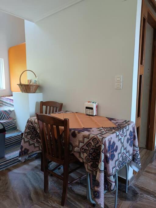 Ολόκληρος Όροφος Αγροτική Οικία Apartment Neos Pirgos Ngoại thất bức ảnh